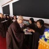 Featured image of post 【学佛行仪之敬僧第三】对出家人的称呼（三）：在家众可以称出家师父  “某某师”或直呼法名吗？