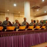Featured image of post 【学佛行仪之敬法第二】做到这六个字，则能获诵经之大利益！