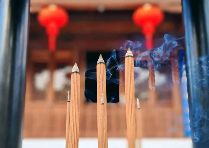 【戒香普熏】《瑜伽师地论》：尸罗为何名为涂香、薰香？