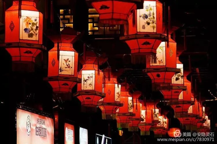 元宵佳节我们一起燃灯供佛！