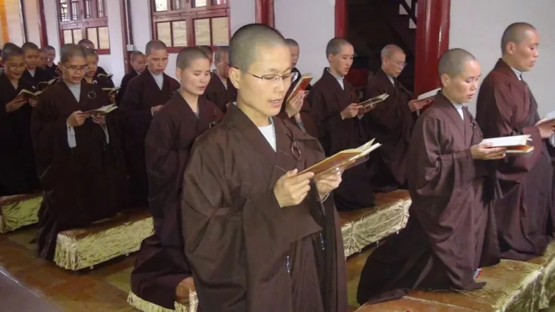 【灵石剪影】灵石律寺2018恭迎观音菩萨、普贤菩萨圣诞暨清明孝亲报恩法会