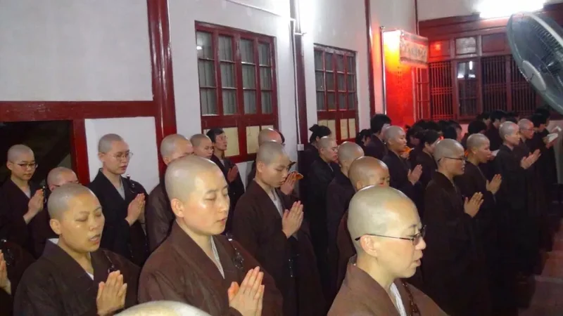 【灵石剪影】灵石律寺 2018 “感念佛恩，浴佛净心“法会