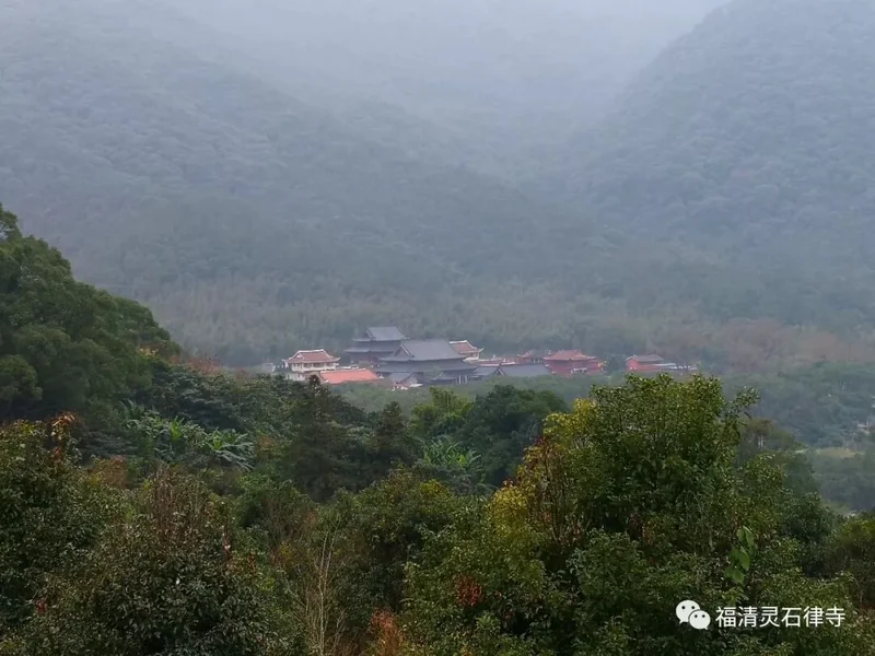 【灵石剪影】灵石律寺两序大众岁末祭祖礼塔