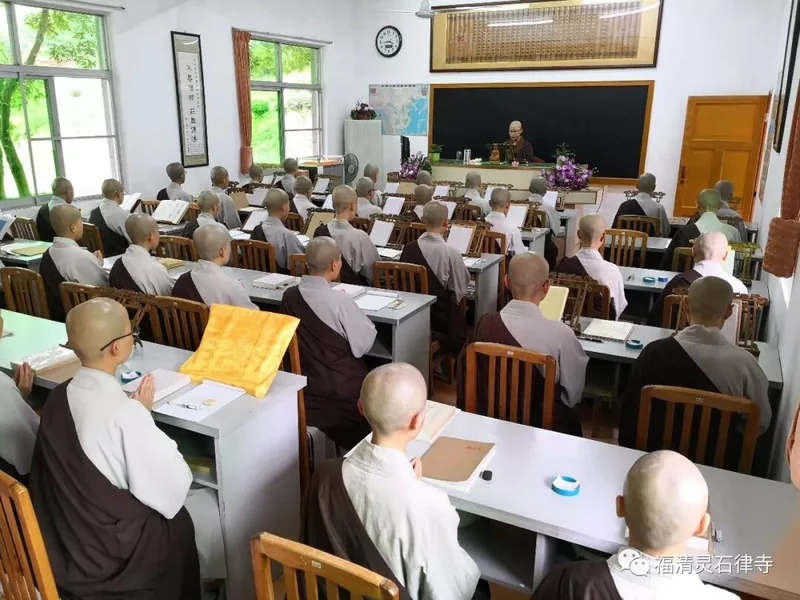 【学佛行仪敬法之十八】听经闻法当修六度法门