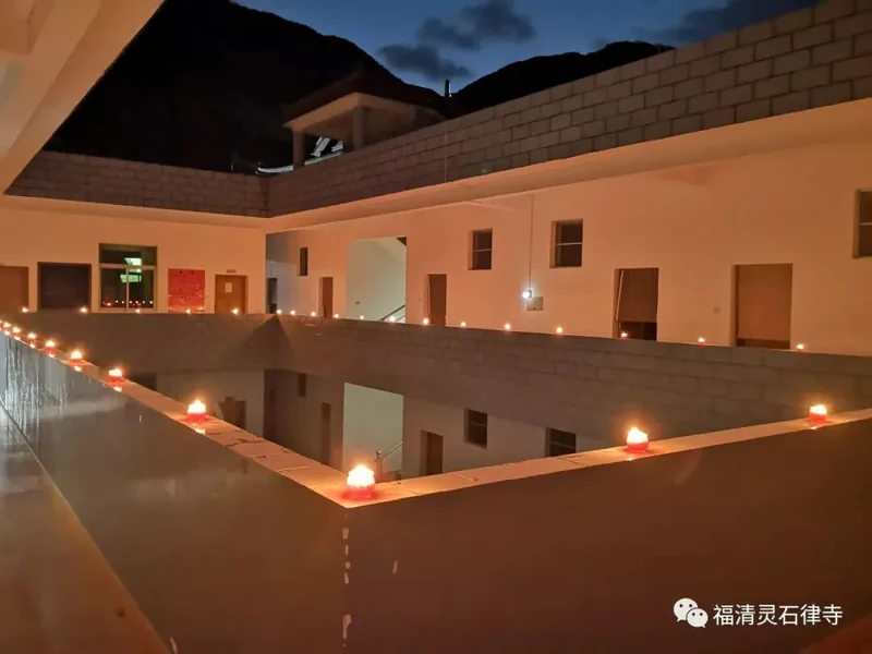 【剪影】愿做娑婆的一轮明月–2019灵石律寺供月仪式