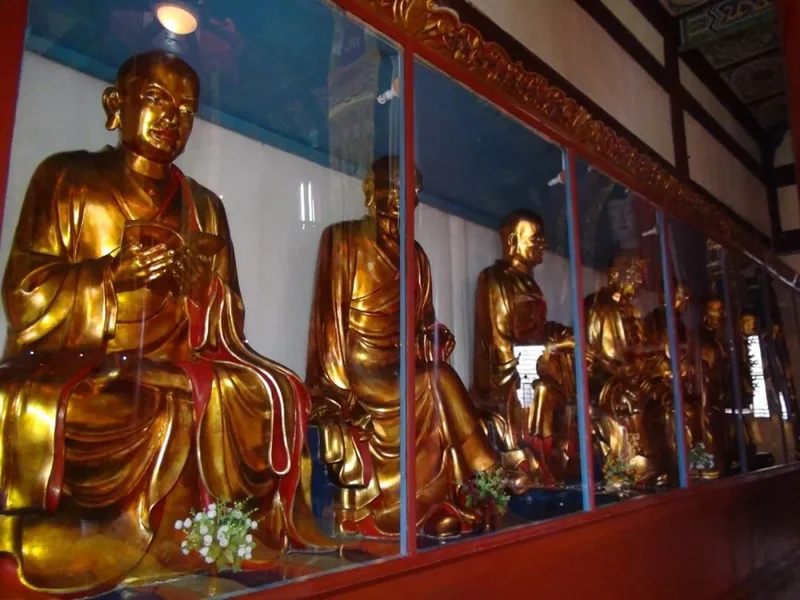 【学佛行仪之入寺院三十二】大雄宝殿中的“十八罗汉”是谁？\u200b