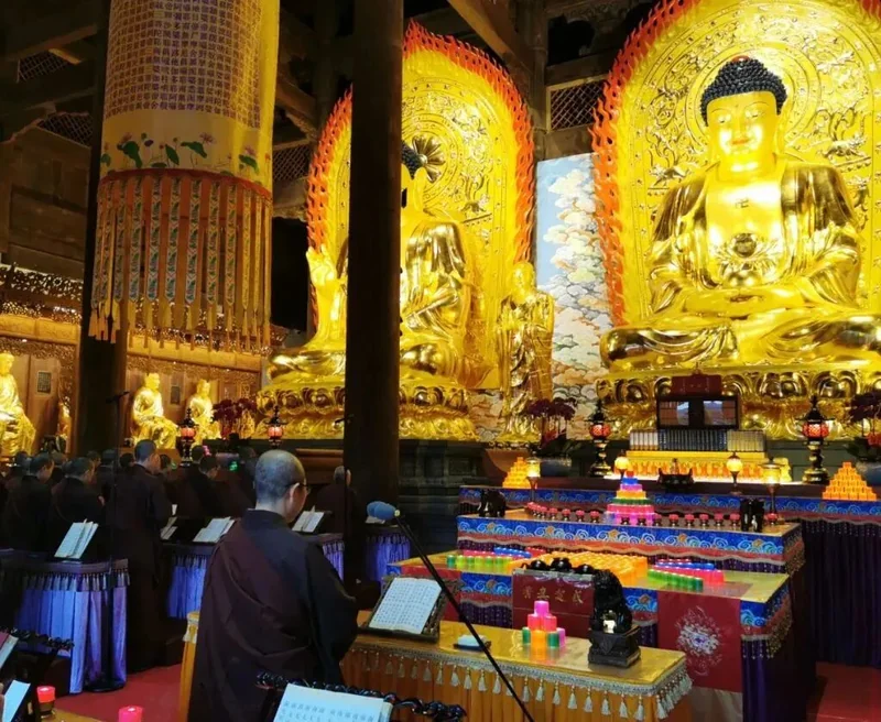 【法会剪影】福清灵石寺昨日启建安座祈福法会之三千佛洪名宝忏