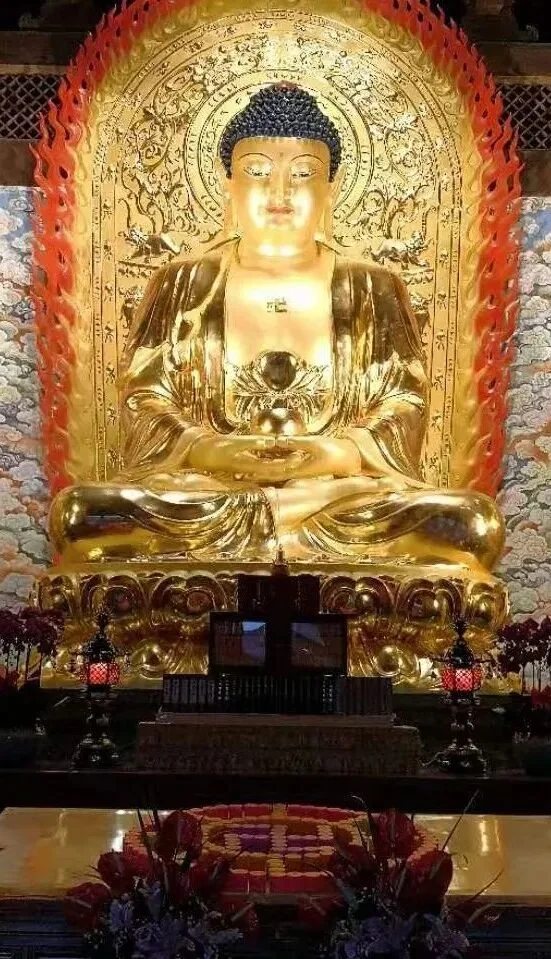 【安座祈福法语】三重宝殿之大雄宝殿二：三尊佛像如何区别？
