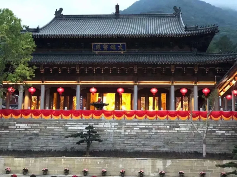 【安座祈福法语】三重宝殿之大雄宝殿三：大雄宝殿中世尊左右的二位尊者您认识吗（一）