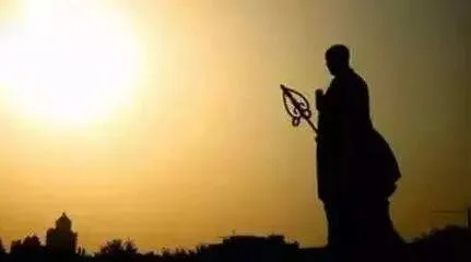 【经典语录】 为何出家功德远胜于在家？（二）